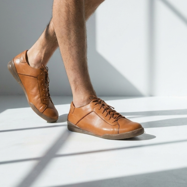 Lace-up Low Top Calf Leather Sneakers