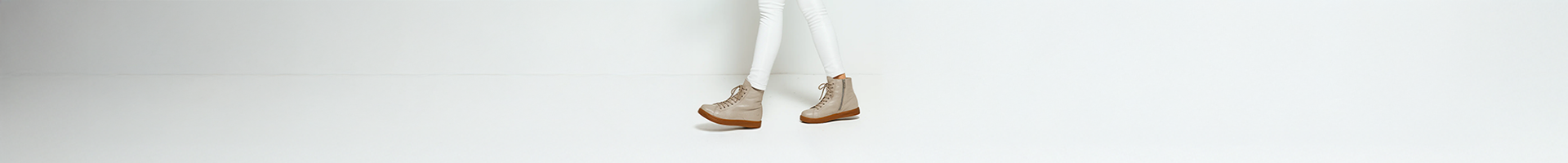 Picture for category Sneakers