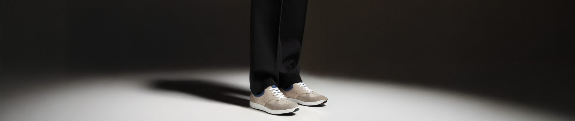 Picture for category Sneakers