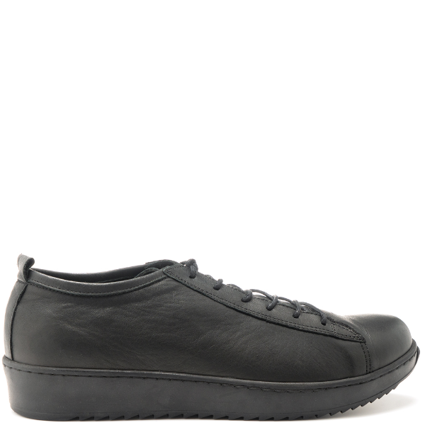 Urban streetwear low top sneakers