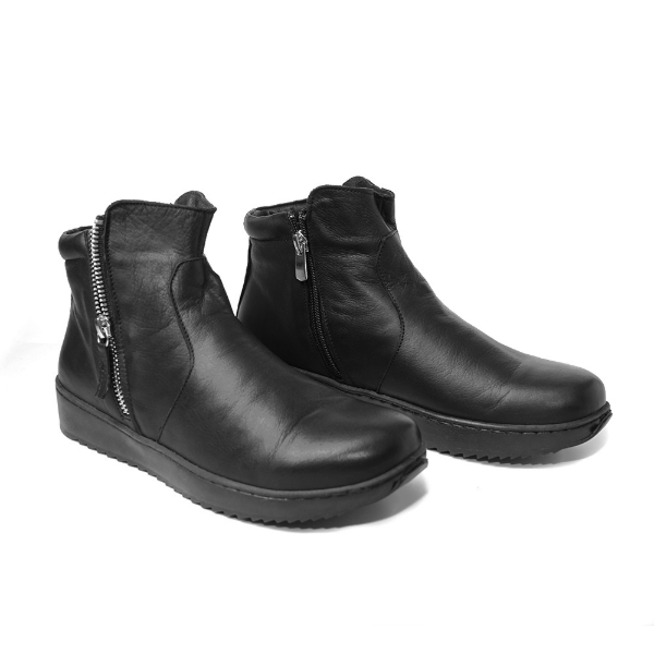 Comfortable slip on sporty high-top sneakers