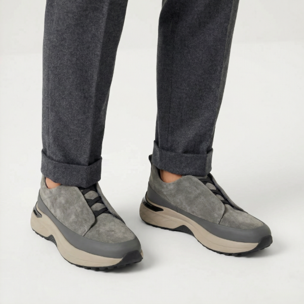lightweight Grey suede & leather sneakers